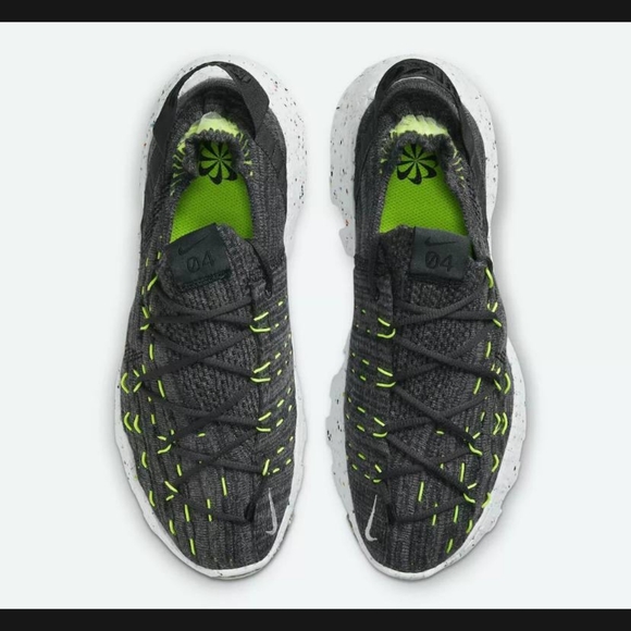 NIKE Space Hippie 04 Sneaker Black Volt CZ6398 010 Men’s Sz Women’s - Picture 4 of 6